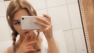 _Lisazayana (Lisa) OnlyFans Leak Skinny Small Tits  33