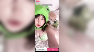 Low-keydeadinside (Cassss) OnlyFans charming teardrop boobs are attractive to lick 9