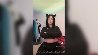 Low-keydeadinside (Cassss) OnlyFans charming teardrop boobs are attractive to lick 156