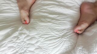 Lola Ward (lola_ward) OnlyFans Leaks Aussie Babe loves to show off her feet  29