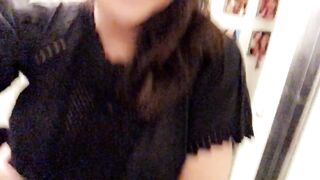 Yasmin Lee Transgender OnlyFans Leaks Peeing for a fan via his generous tip. Thank you for your love and support