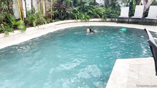 Yasmin Lee Transgender OnlyFans Leaks Woke up and had a nice swim even though it’s raining. This is a nice way to wake up before the cra