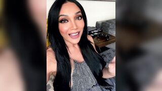 Yasmin Lee Transgender OnlyFans Leaks Starting tomorrow I will reward my faithful fans who have their renewal on with random xxx pics and