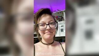 Gracie Greyyxo Baby Face White Skin OnlyFans Leaked Amateur Porn Video 9