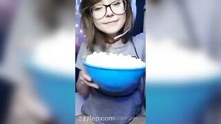 Gracie Greyyxo Baby Face White Skin OnlyFans Leaked Amateur Porn Video 77