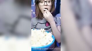 Gracie Greyyxo Baby Face White Skin OnlyFans Leaked Amateur Porn Video 77