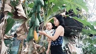 Mom & Baby Cat / BÉ CÁT CHANNEL/ Lovely Mum Hot Attractive Woman YouTuber Patreon Leaked 1