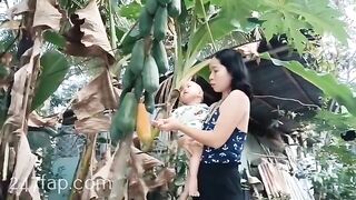 Mom & Baby Cat / BÉ CÁT CHANNEL/ Lovely Mum Hot Attractive Woman YouTuber Patreon Leaked 1