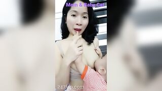 Mom & Baby Cat / BĂ CĂT CHANNEL/ Lovely Mum Hot Hot Ass Mom YouTuber Patreon Leaked 14