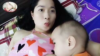 Mom & Baby Cat / BÉ CÁT CHANNEL/ Lovely Mum Hot Stunning Mother YouTuber Patreon Leaked 7