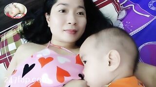 Mom & Baby Cat / BÉ CÁT CHANNEL/ Lovely Mum Hot Stunning Mother YouTuber Patreon Leaked 7