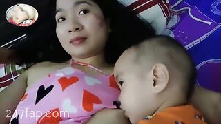 Mom & Baby Cat / BÉ CÁT CHANNEL/ Lovely Mum Hot Stunning Mother YouTuber Patreon Leaked 7