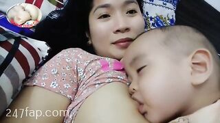 Mom & Baby Cat / BÉ CÁT CHANNEL/ Lovely Mum Hot Stunning Mother YouTuber Patreon Leaked 11