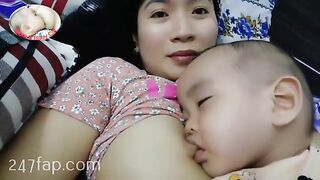 Mom & Baby Cat / BÉ CÁT CHANNEL/ Lovely Mum Hot Stunning Mother YouTuber Patreon Leaked 11