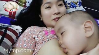 Mom & Baby Cat / BÉ CÁT CHANNEL/ Lovely Mum Hot Stunning Mother YouTuber Patreon Leaked 11