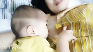 Mom & Baby Cat / BÉ CÁT CHANNEL/ Lovely Mum Hot Hot Mom YouTuber Patreon Leaked 12