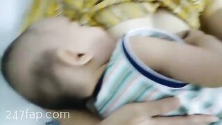 Mom & Baby Cat / BÉ CÁT CHANNEL/ Lovely Mum Hot Mature Hottie YouTuber Patreon Leaked 16