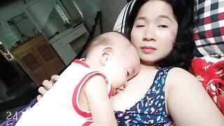 Mom & Baby Cat / BÉ CÁT CHANNEL/ Lovely Mum Hot Hot Ass Mom YouTuber Patreon Leaked Porn Video 37