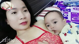 Mom & Baby Cat / BÉ CÁT CHANNEL/ Lovely Mum Hot Stunning Mother YouTuber Patreon Leaked Porn Video 26