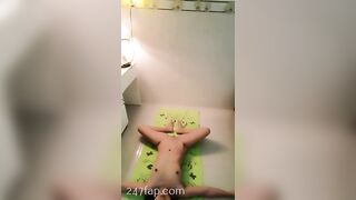 Mom & Baby Cat / BÉ CÁT CHANNEL/ Lovely Mum Hot Mature Hottie YouTuber Patreon Leaked Porn Video 41