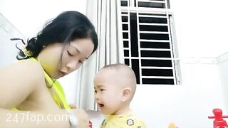 Mom & Baby Cat / BÉ CÁT CHANNEL/ Lovely Mum Hot Attractive Woman YouTuber Patreon Leaked Porn Video 48