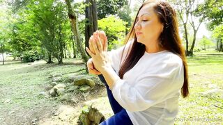 YelahiaG Onlyfans So in a very simple way but with the spice of being outdoors my recent recording session began.Asi d