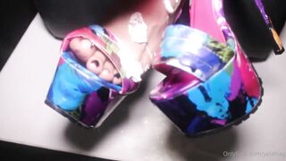 YelahiaG Onlyfans I have news for you guys!.I decided to close the Premium area of my website and that the best videos