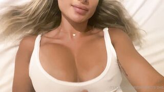 Toni-Camille OnlyFans Leaks Big Tiddie Gf has sex addiction 126