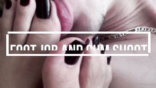 YelahiaG OnlyFans Leaks - Happy Sunday everyone! I bring you a footjob and Cumshoot from my personal archives. He was my boyfr