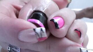 YelahiaG OnlyFans Leaks - I am a WOMAN FETISHIST OF THE FEET and in this video is more than clear pr if anyone had doubts.  Th