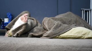 YelahiaG OnlyFans Leaks - Sleeping with @evvacast  while we were in long leg cast was very special, but pampering each other w