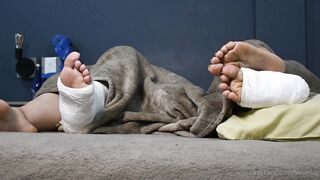 YelahiaG OnlyFans Leaks - Sleeping with @evvacast  while we were in long leg cast was very special, but pampering each other w