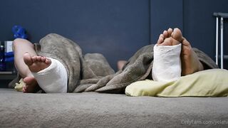 YelahiaG OnlyFans Leaks - Sleeping with @evvacast  while we were in long leg cast was very special, but pampering each other w