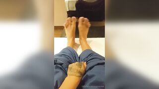 Saprezotte OnlyFans Transgender wanted a massage now to relax my feet 