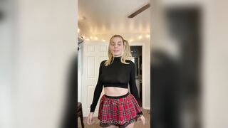 Savannabarajas (Harley West) OnlyFans Blonde Girl with Drop Boobs 30