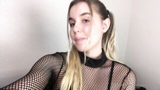 Savannabarajas (Harley West) OnlyFans Blonde Girl with Drop Boobs 84