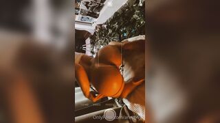 Anna Matthews (Annaxvip) OnlyFans Leaks showing her sexy big ass