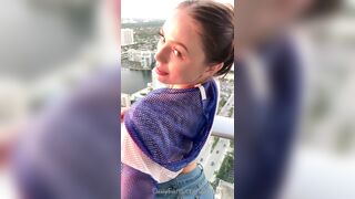 Annaxvip OnlyFans Leaks big butt undress hot pants in the balcony