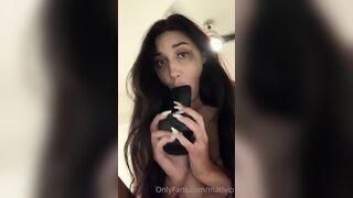 Matiofficial (Mati Khalifa) OnlyFans Leaks Beautiful Eastern Girl with Huge Boobs 37