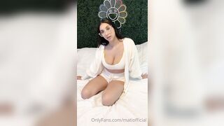 Matiofficial (Mati Khalifa) OnlyFans Leaks Beautiful Eastern Girl with Huge Boobs 16