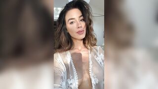 Elizarosewatson (Eliza Rose Watson) aesthetic six abs lady  35