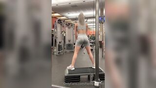 Hellomeime (Mei Minato) OnlyFans College Girl to earn and pay for tuition 2