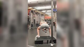 Hellomeime (Mei Minato) OnlyFans College Girl to earn and pay for tuition 2