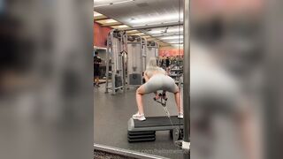 Hellomeime (Mei Minato) OnlyFans College Girl to earn and pay for tuition 2