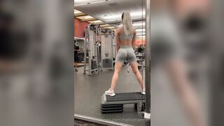 Hellomeime (Mei Minato) OnlyFans College Girl to earn and pay for tuition 2