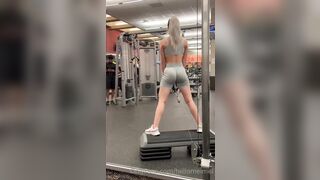 Hellomeime (Mei Minato) OnlyFans College Girl to earn and pay for tuition 2