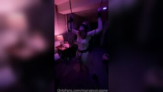 Maryjessicajane (Fun With Dicks and Jane) OnlyFans Leaks typical married mom is naughty 24