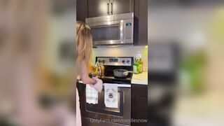 Nicollesnow (Nicolle Snow) OnlyFans Leaks Certified Sweetheart is a SQUIRT QUEEN 108