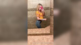 Nicollesnow (Nicolle Snow) OnlyFans Leaks Certified Sweetheart is a SQUIRT QUEEN 173