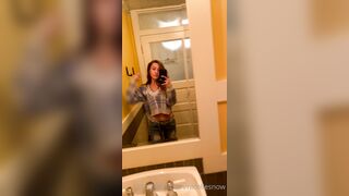 Nicollesnow (Nicolle Snow) OnlyFans Leaks Certified Sweetheart is a SQUIRT QUEEN 242